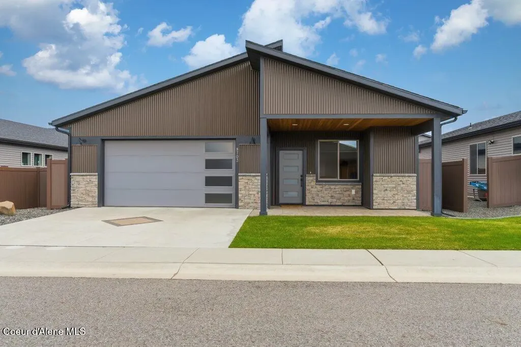 8703 W Hood Street Rathdrum ID 83858