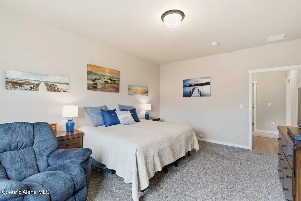 8703 W Hood Street Rathdrum ID 83858