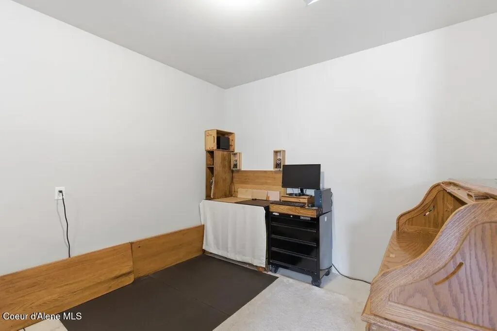 8703 W Hood Street Rathdrum ID 83858