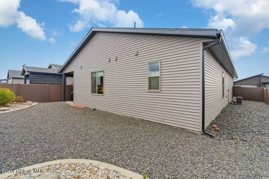 8703 W Hood Street Rathdrum ID 83858