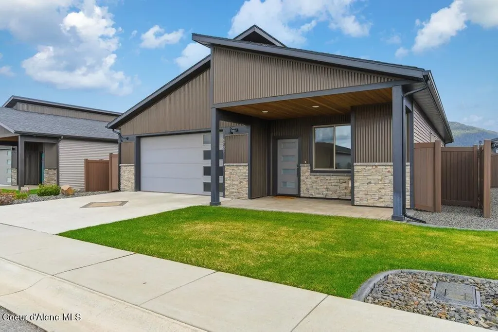 8703 W Hood Street Rathdrum ID 83858
