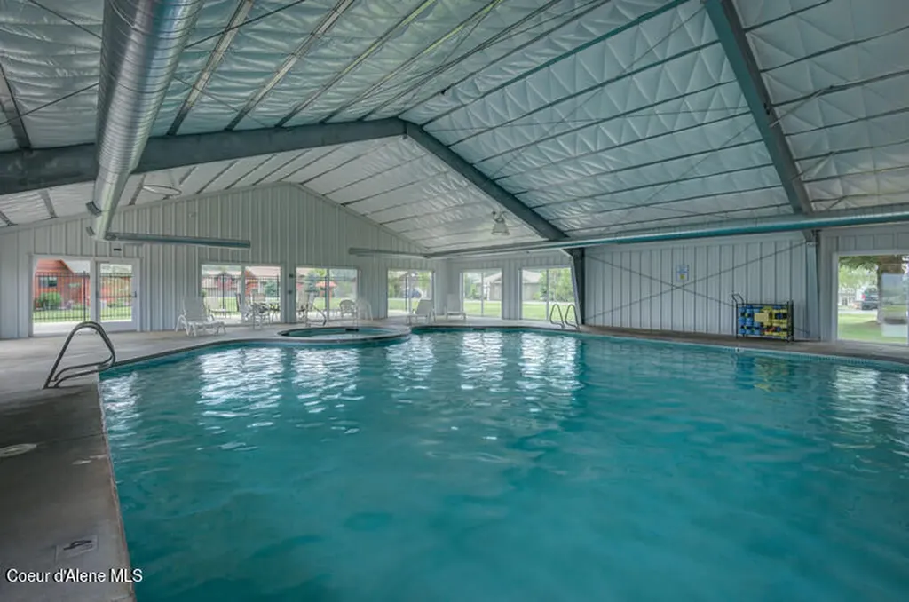 103-B Chardonnay Drive Blanchard ID 83804