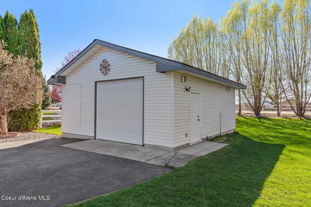 2529 W Polo Green Avenue Post Falls ID 83854