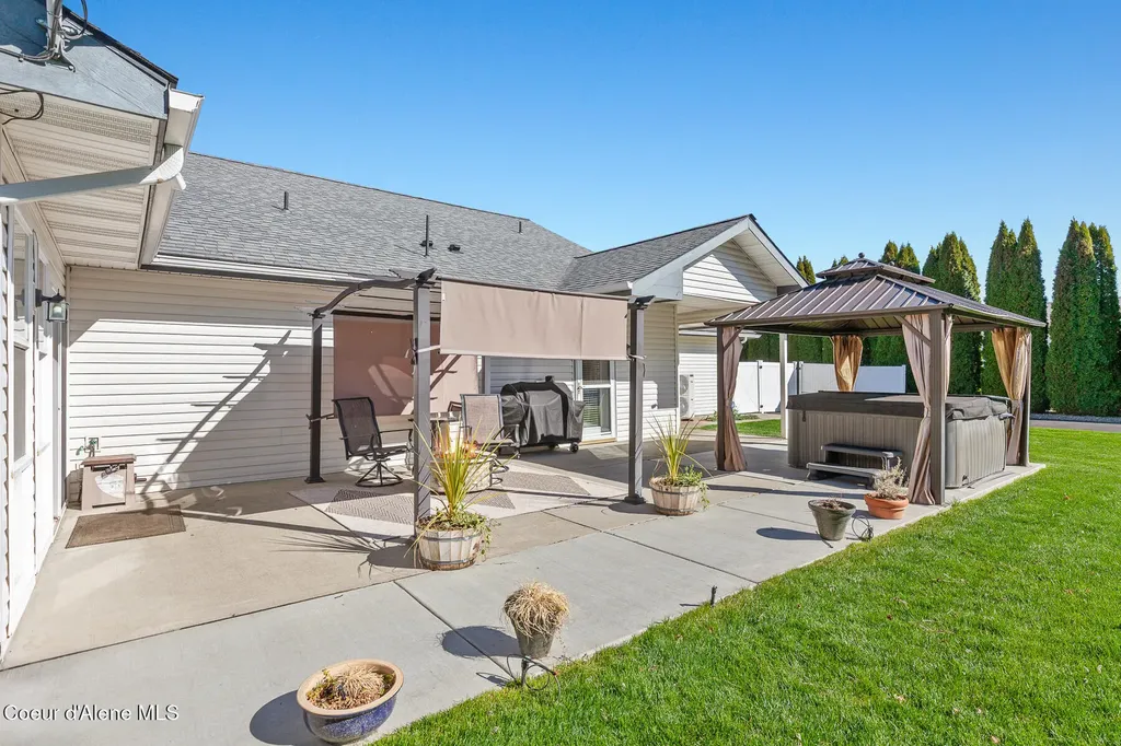 2529 W Polo Green Avenue Post Falls ID 83854