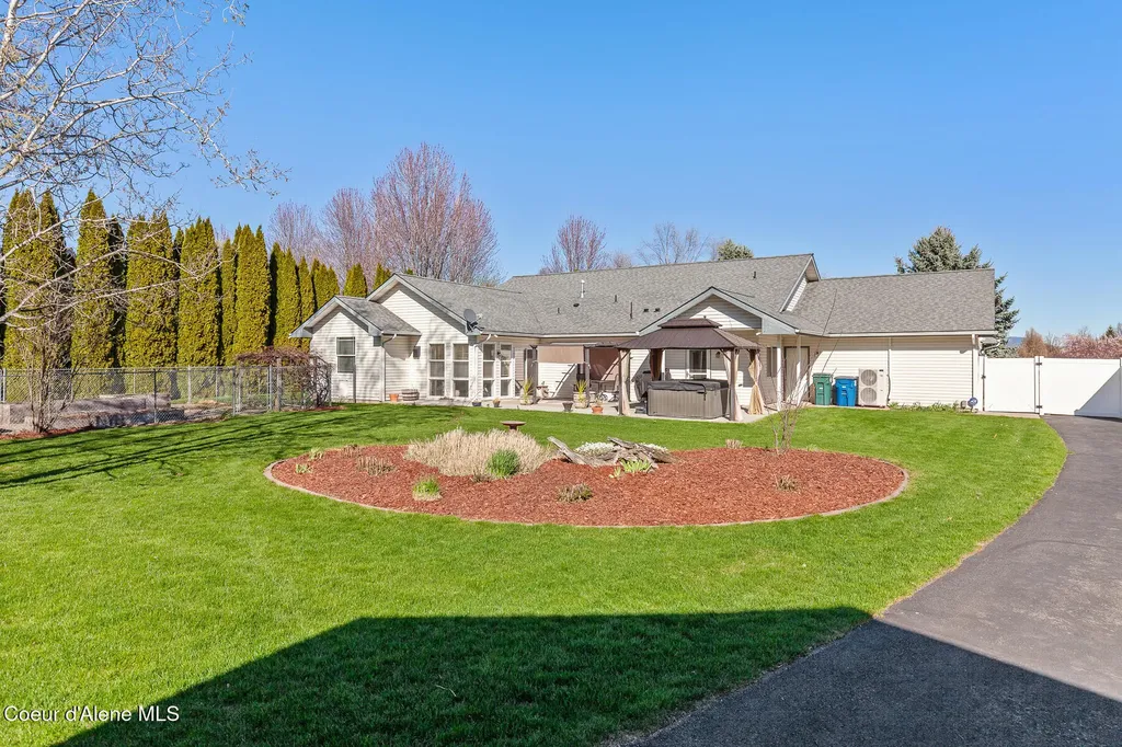 2529 W Polo Green Avenue Post Falls ID 83854