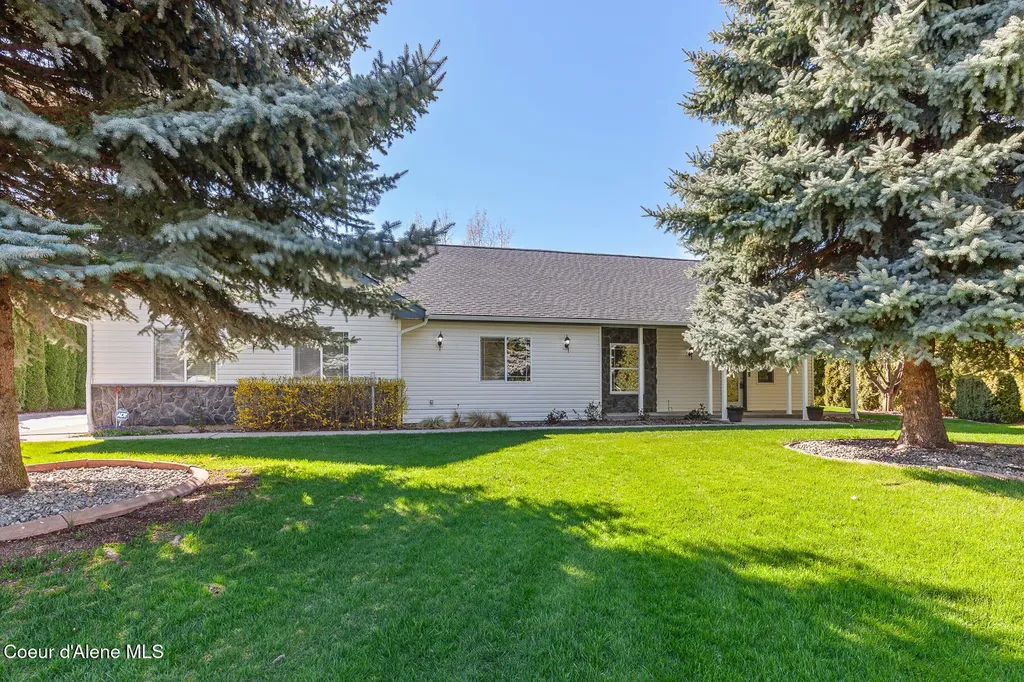 2529 W Polo Green Avenue Post Falls ID 83854