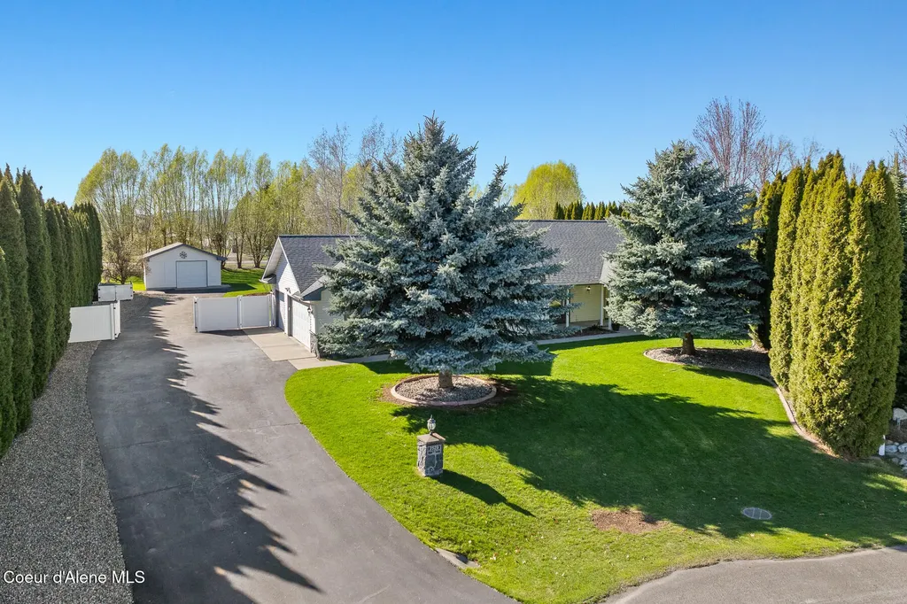 2529 W Polo Green Avenue Post Falls ID 83854