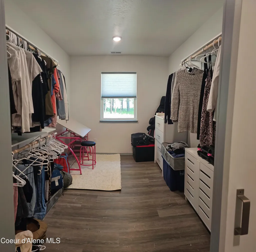 329 Hardy Loop Bonners Ferry ID 83805