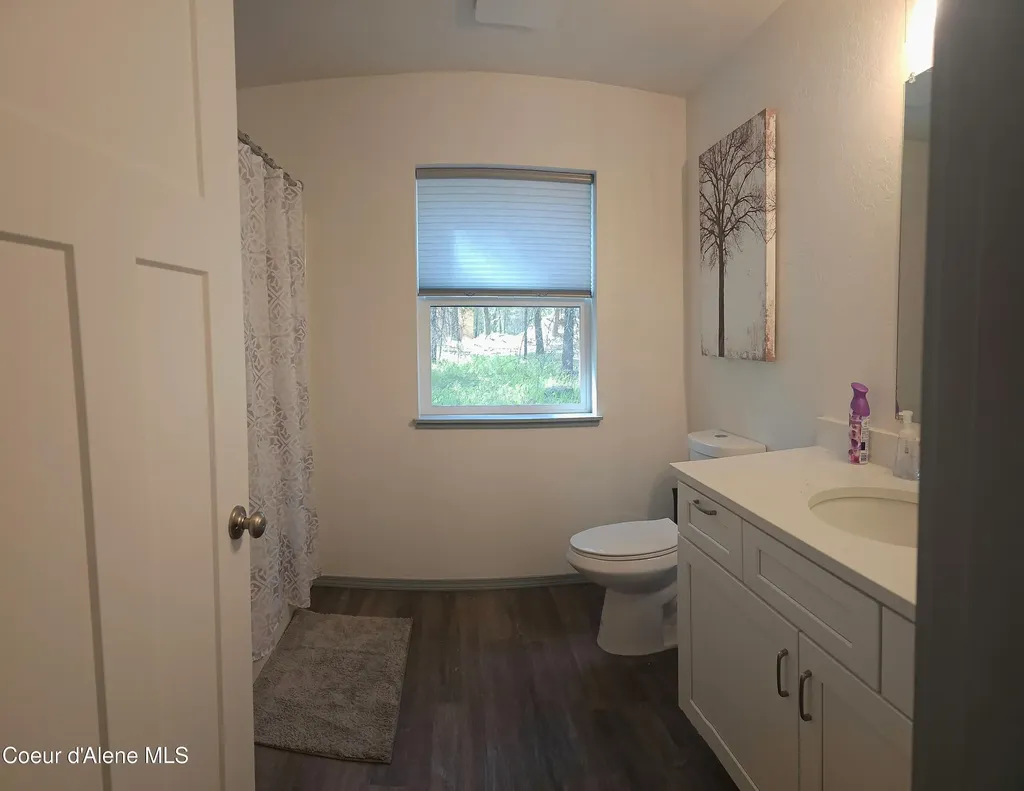 329 Hardy Loop Bonners Ferry ID 83805