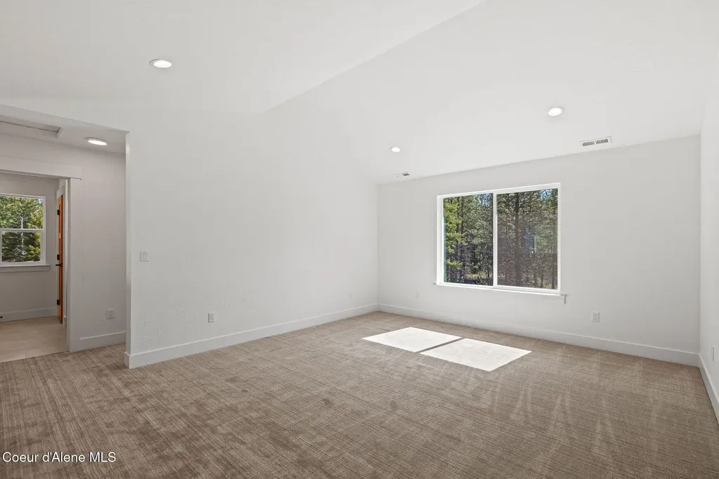 7838 E Autry Lane Athol ID 83801
