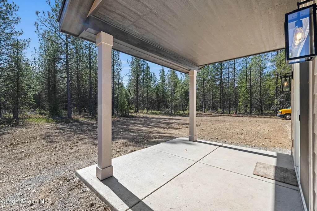 7838 E Autry Lane Athol ID 83801
