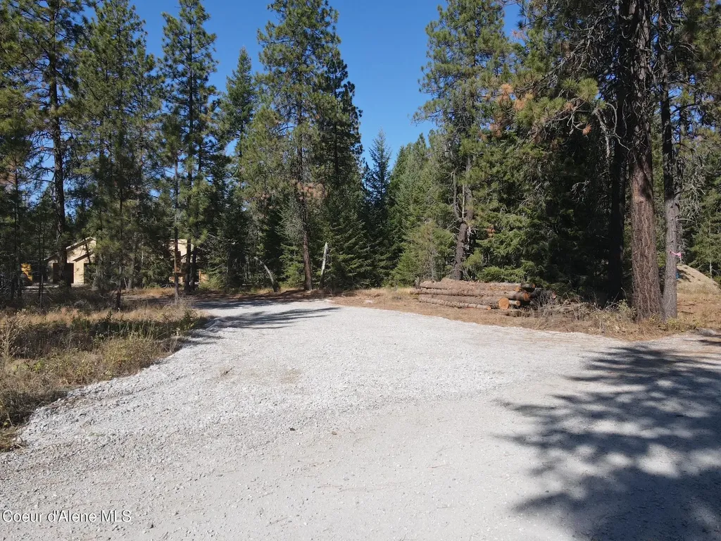 7838 E Autry Lane Athol ID 83801