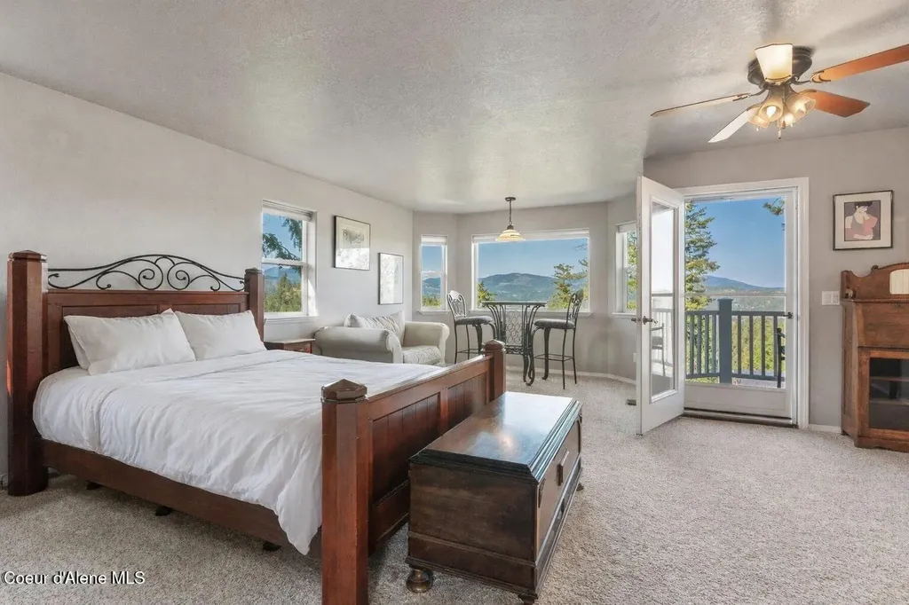 9798 N Willowherb Court Hauser ID 83854
