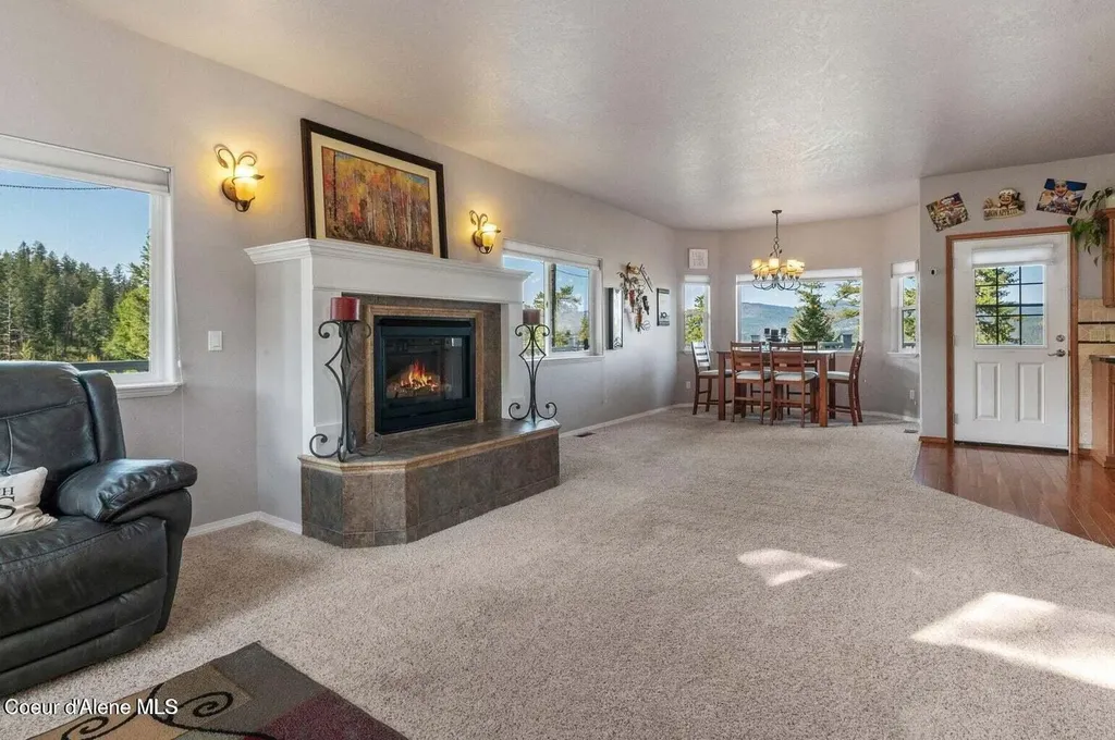 9798 N Willowherb Court Hauser ID 83854