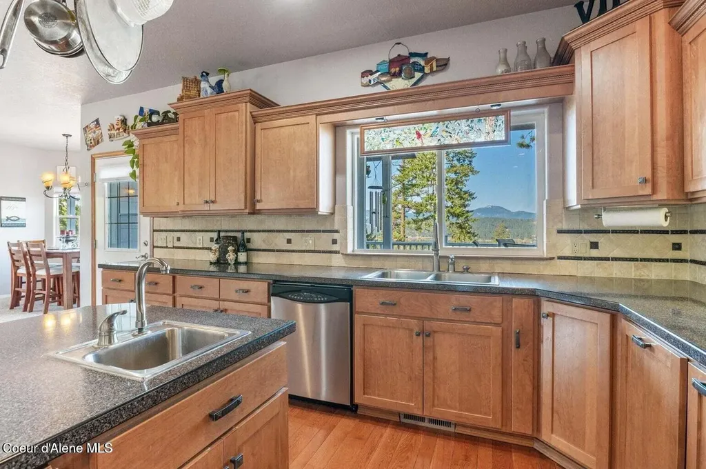 9798 N Willowherb Court Hauser ID 83854