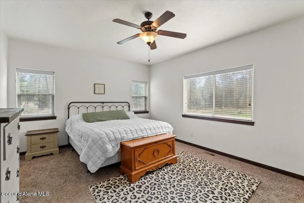 23210 N Massif Road Rathdrum ID 83858