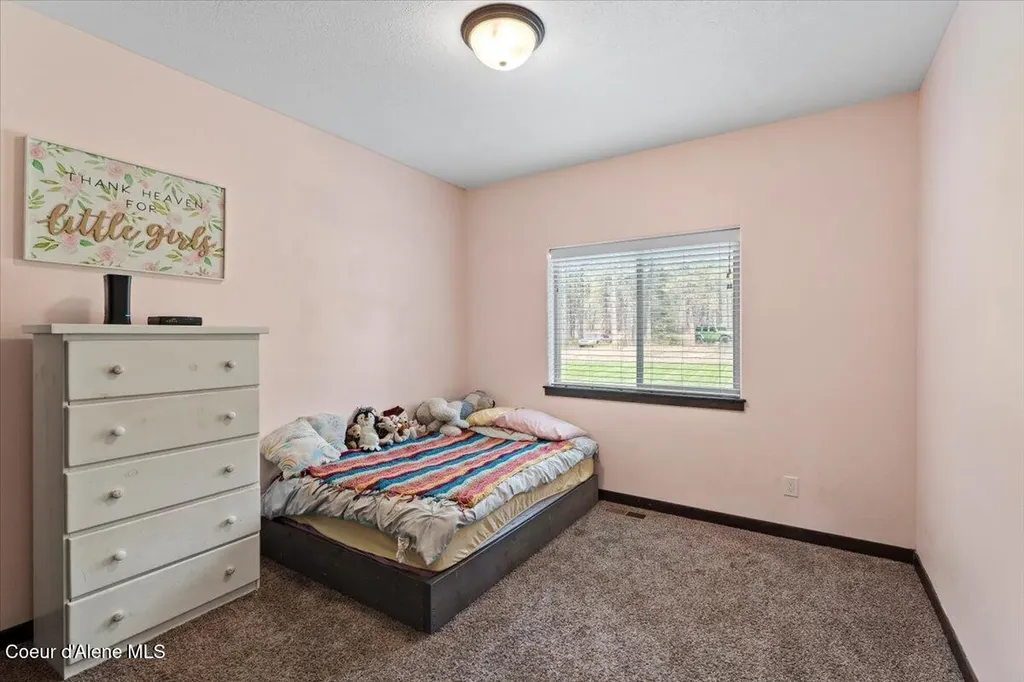 23210 N Massif Road Rathdrum ID 83858