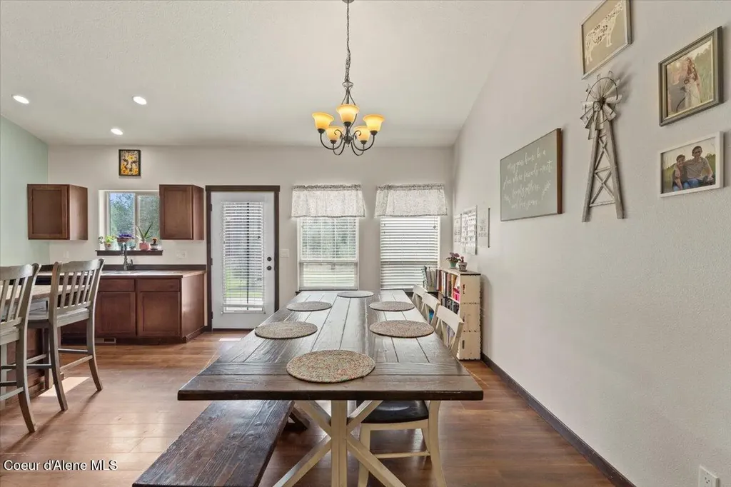 23210 N Massif Road Rathdrum ID 83858