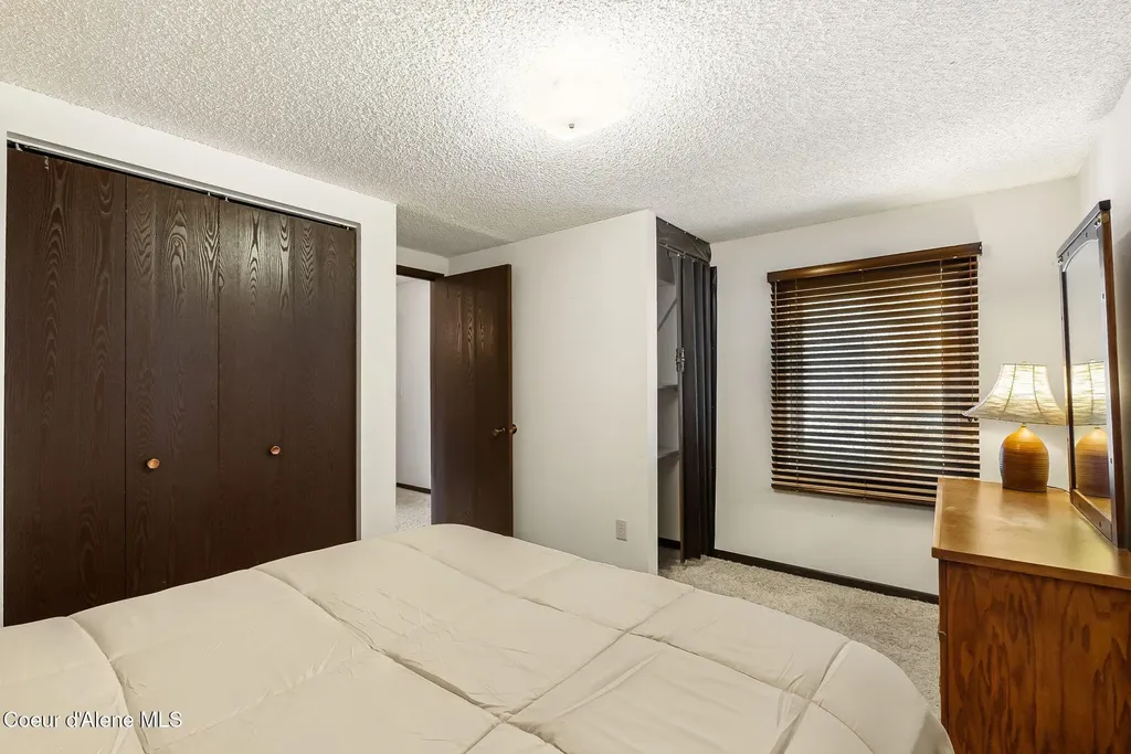 8766 Schweitzer Mountain Road Sandpoint ID 83864