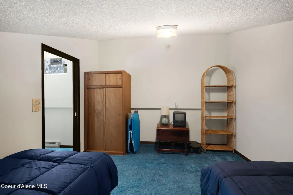 8766 Schweitzer Mountain Road Sandpoint ID 83864