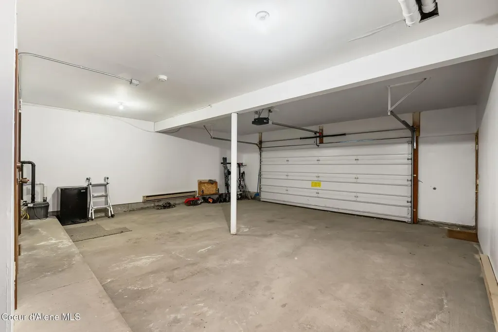 8766 Schweitzer Mountain Road Sandpoint ID 83864