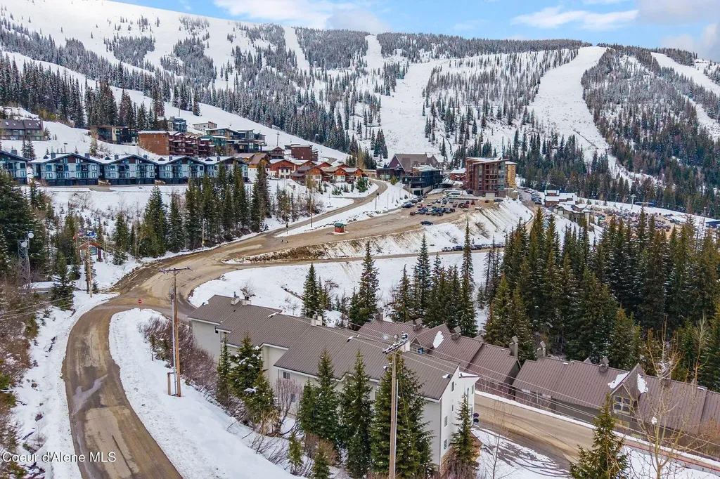 8766 Schweitzer Mountain Road Sandpoint ID 83864