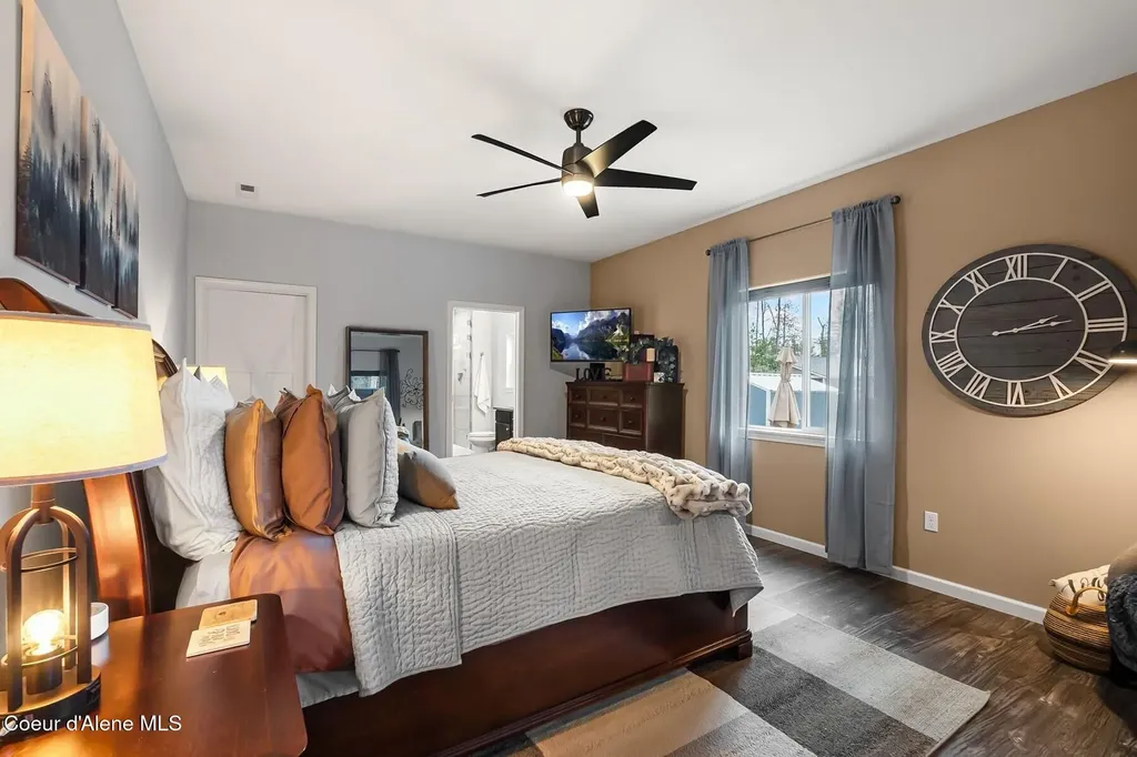 195 Carnelian Avenue Ponderay ID 83852