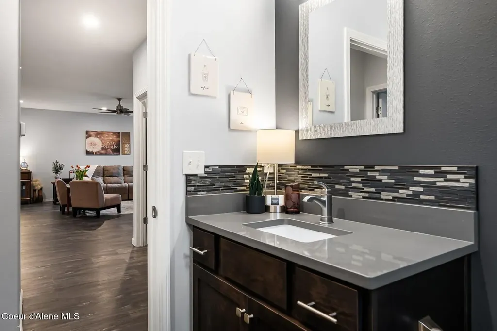 195 Carnelian Avenue Ponderay ID 83852
