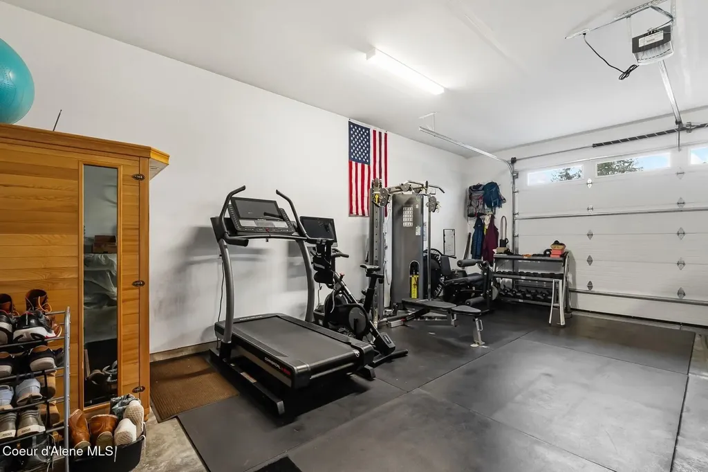 195 Carnelian Avenue Ponderay ID 83852