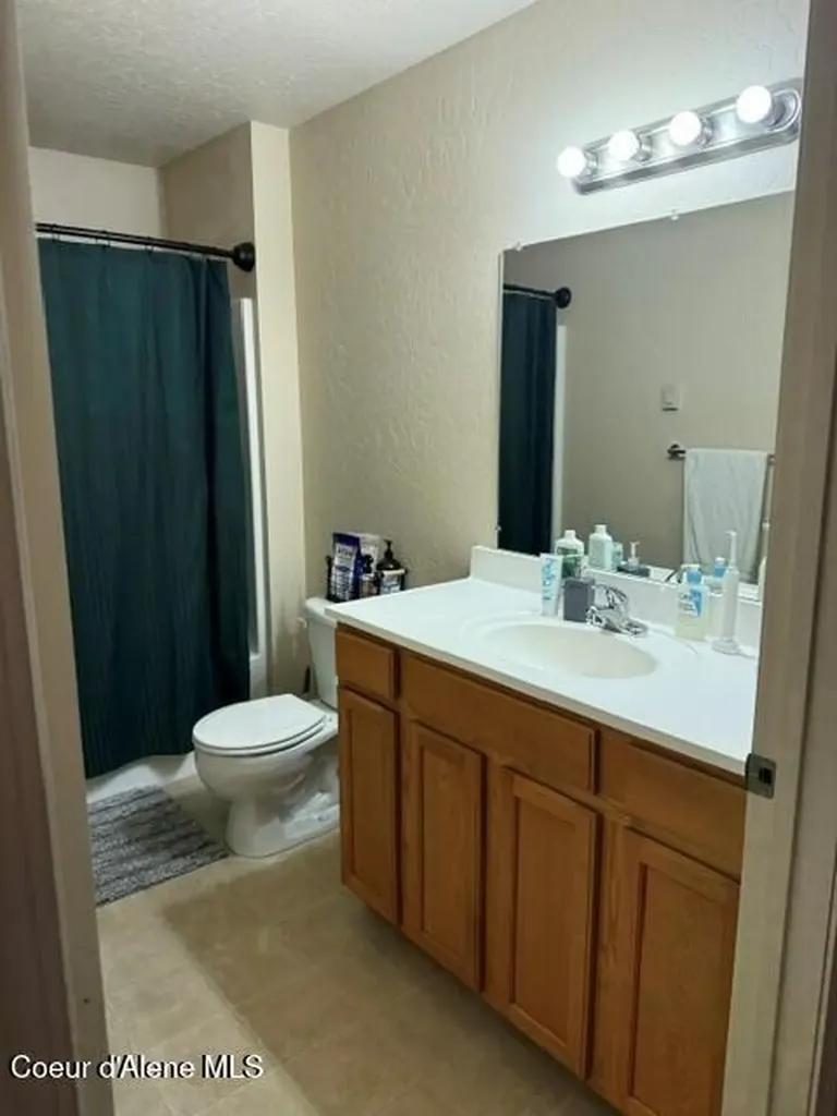 1801 Culvers Drive Sandpoint ID 83864