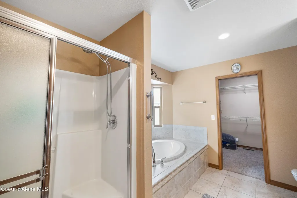 2899 N Radiant Star Road Post Falls ID 83854