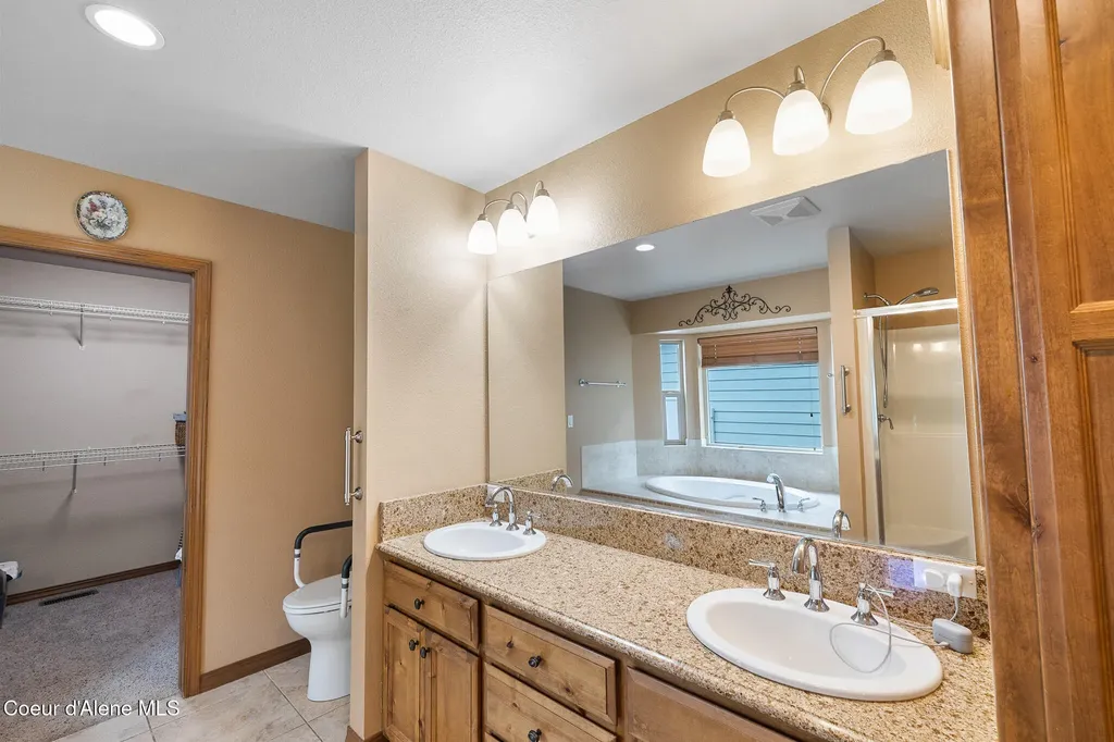 2899 N Radiant Star Road Post Falls ID 83854
