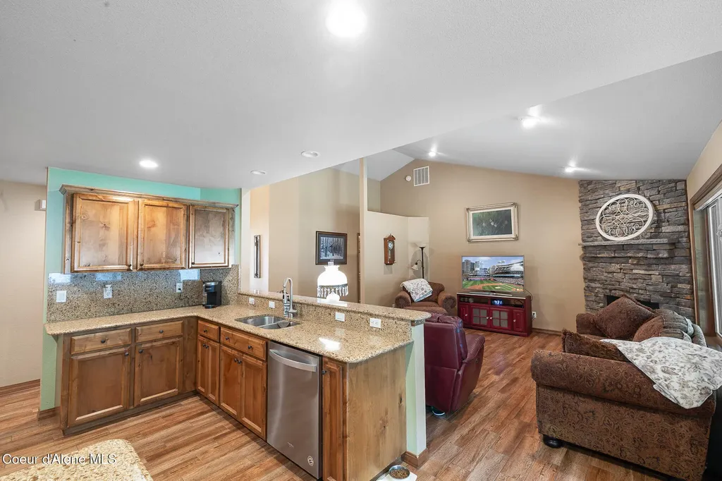 2899 N Radiant Star Road Post Falls ID 83854