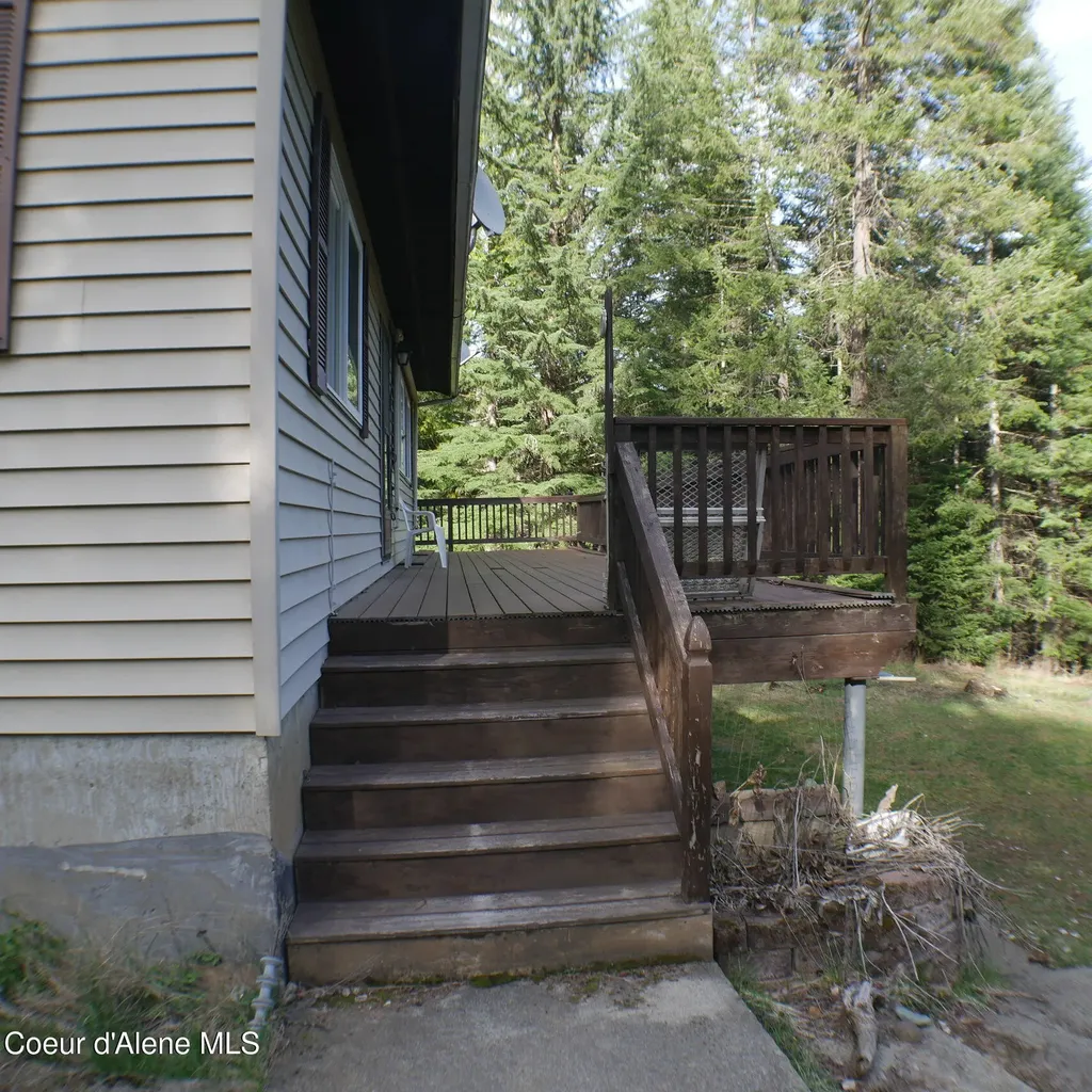 290 Stony Ridge Lane St. Maries ID 83861