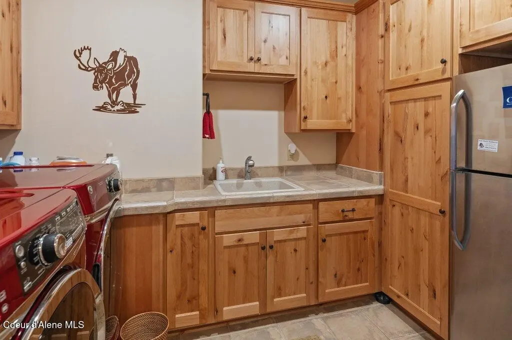 477 Big Pine Drive - 5.6 Acres Sagle ID 83860