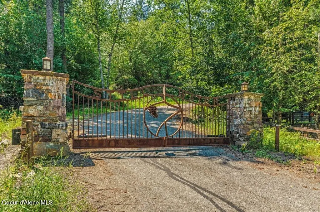 477 Big Pine Drive - 5.6 Acres Sagle ID 83860