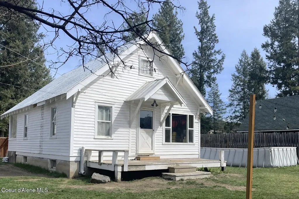 131 Electric Avenue Moyie Springs ID 83845