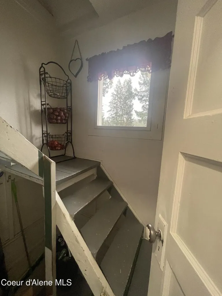 131 Electric Avenue Moyie Springs ID 83845