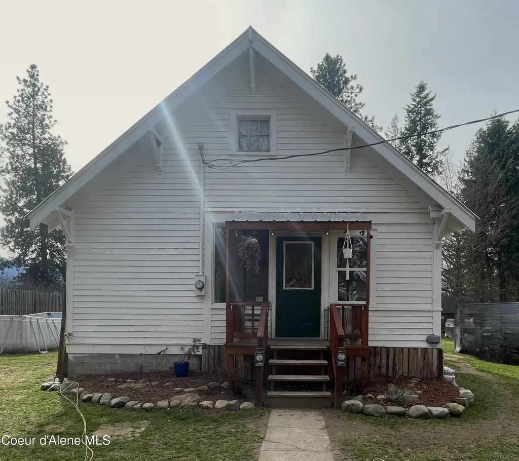 131 Electric Avenue Moyie Springs ID 83845