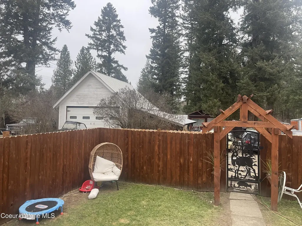 131 Electric Avenue Moyie Springs ID 83845