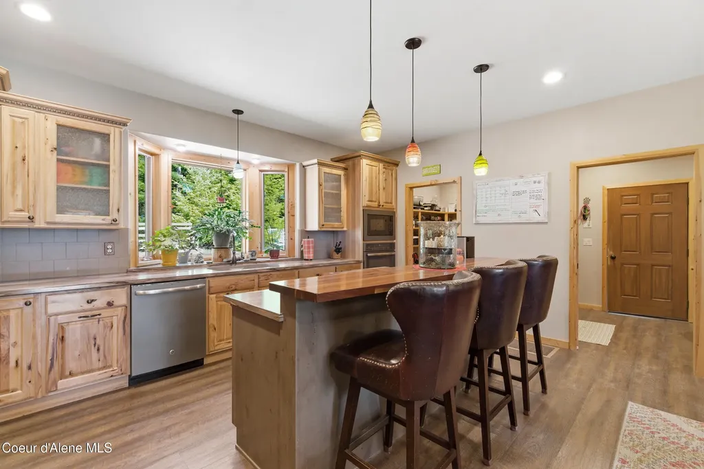 1029 Sun Valley Drive Careywood ID 83809