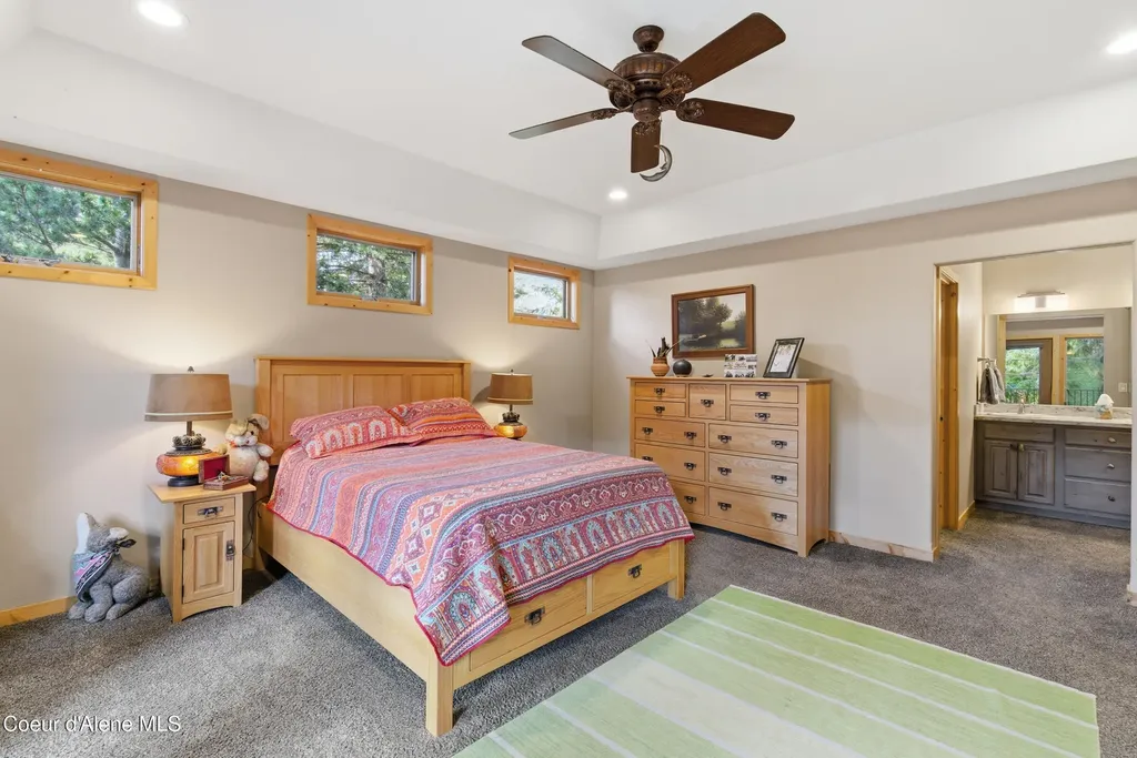1029 Sun Valley Drive Careywood ID 83809