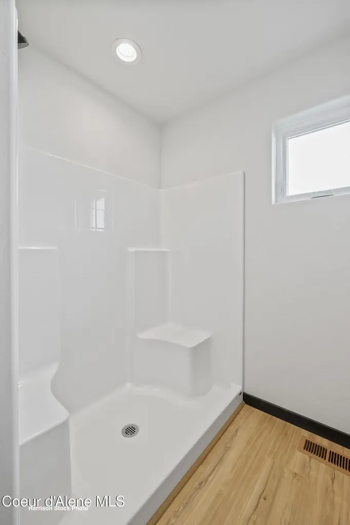 12182 N Lennon Lane Rathdrum ID 83858
