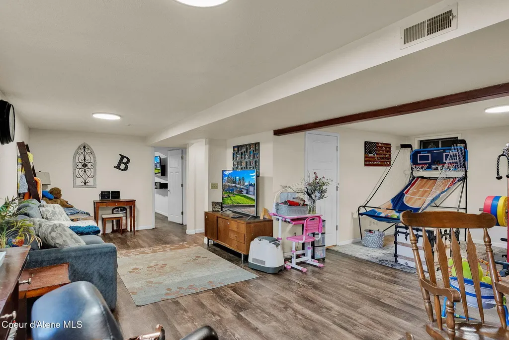 206 S Idaho Street Post Falls ID 83854