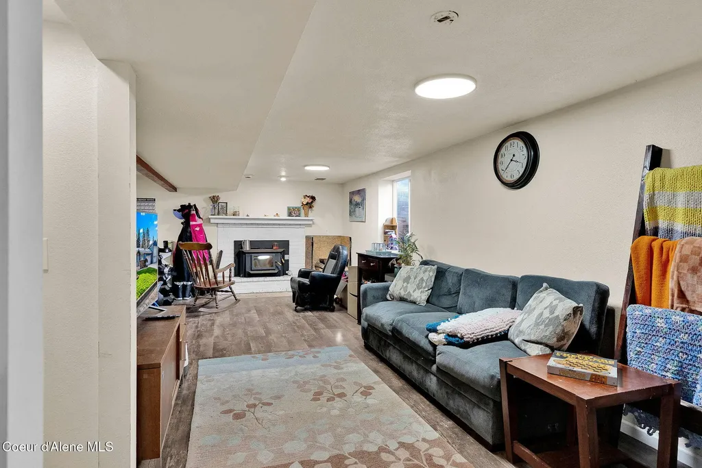 206 S Idaho Street Post Falls ID 83854