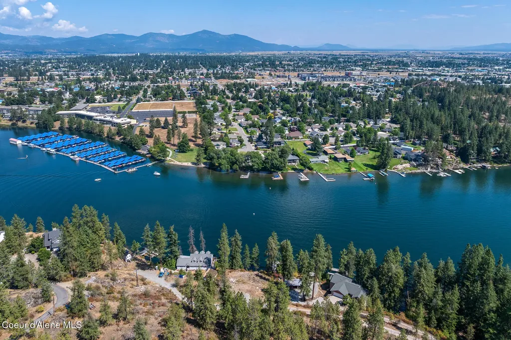 W Gull Harbor Court Post Falls ID 83854