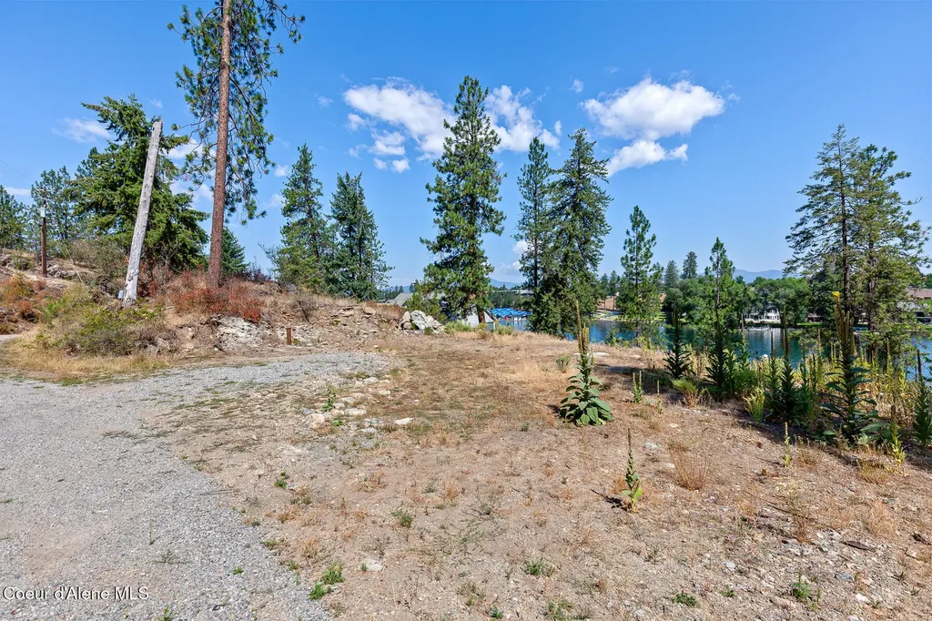 W Gull Harbor Court Post Falls ID 83854