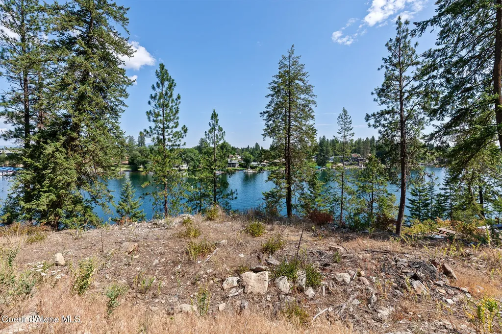 W Gull Harbor Court Post Falls ID 83854