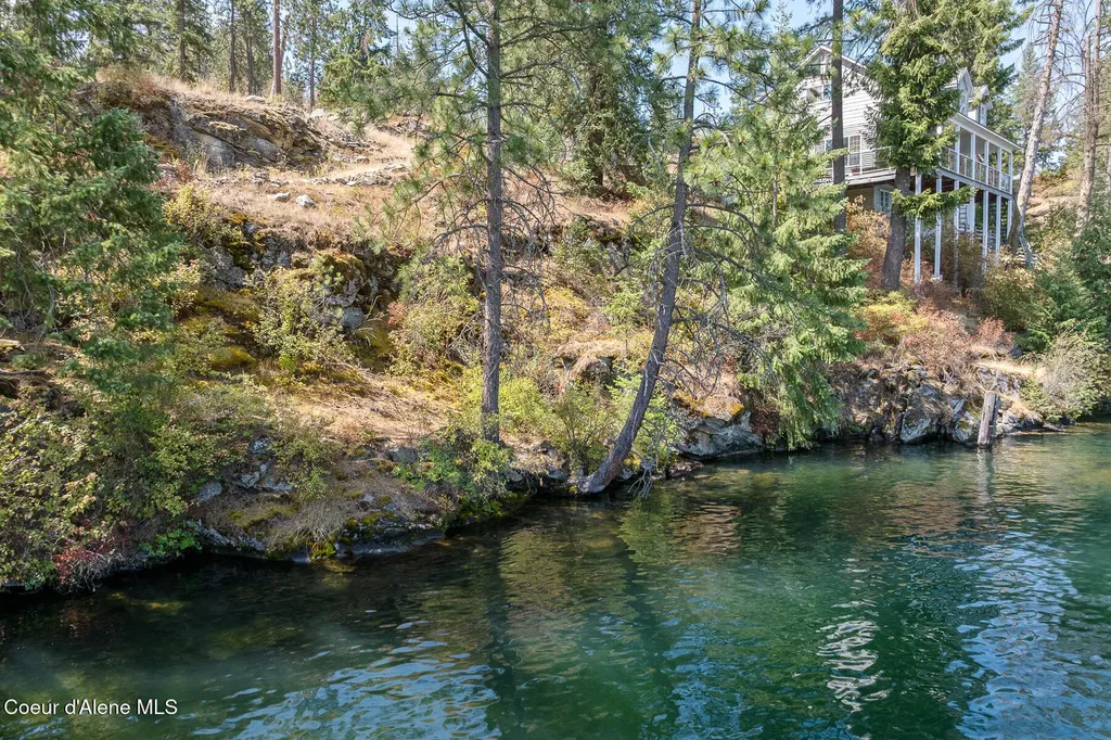 W Gull Harbor Court Post Falls ID 83854