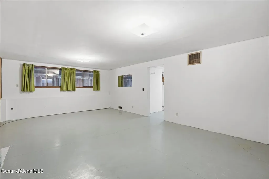 2035 St Joe River Road St. Maries ID 83861